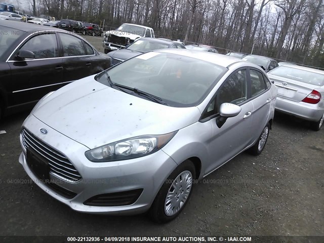 3FADP4AJ7GM111041 - 2016 FORD FIESTA S SILVER photo 2