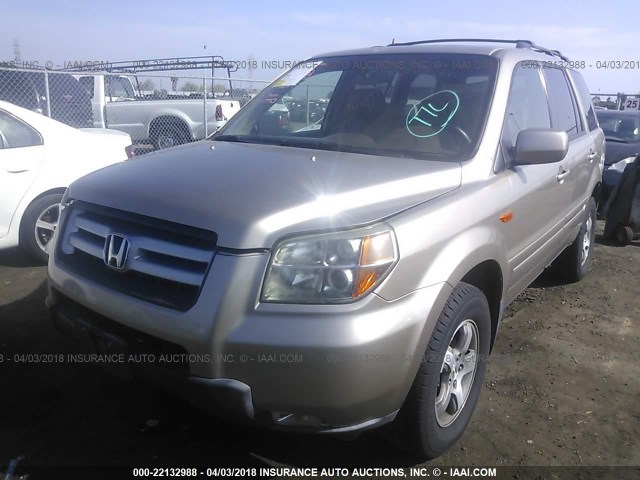 5FNYF28516B048971 - 2006 HONDA PILOT EX GOLD photo 2