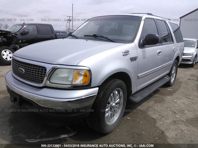 1FMRU15W51LB50972 - 2001 FORD EXPEDITION XLT 银色 照片 2