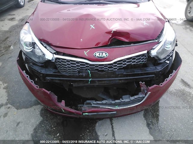 KNAFX4A68E5213382 - 2014 KIA FORTE LX RED photo 6