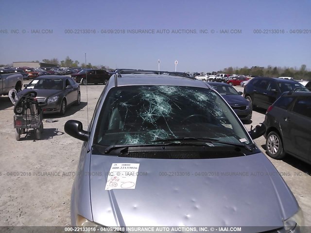 2C4GP54L75R602063 - 2005 CHRYSLER TOWN & COUNTRY TOURING SILVER photo 6