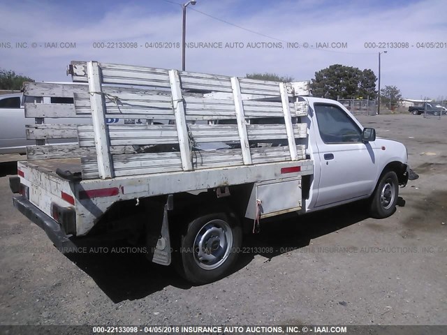 3N6DD25T2BK022272 - 2011 NISSAN FRONTIER WHITE photo 4