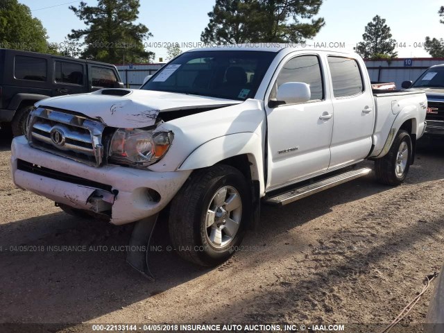 5TEKU72N16Z191547 - 2006 TOYOTA TACOMA DBL CAB PRERUNNER LNG BED WHITE photo 2