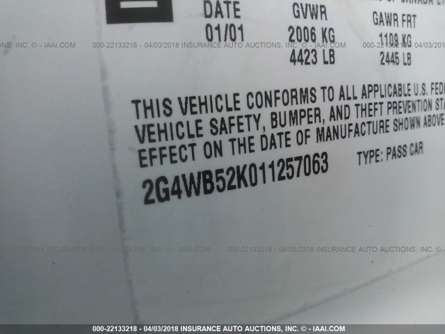 2G4WB52K011257063 - 2001 BUICK REGAL LS 白色 照片 9