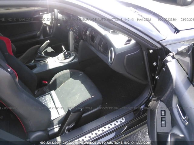 JF1ZNAA19D1727665 - 2013 TOYOTA SCION FR-S შავი ფოტო 5