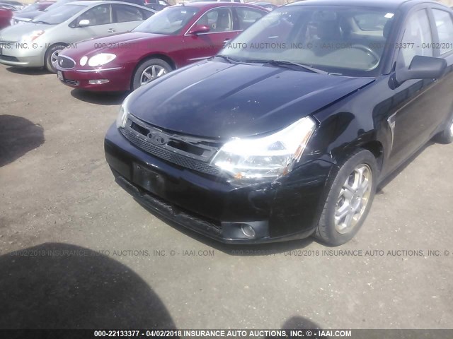 1FAHP35N28W249242 - 2008 FORD FOCUS SE/SEL/SES BLACK photo 6