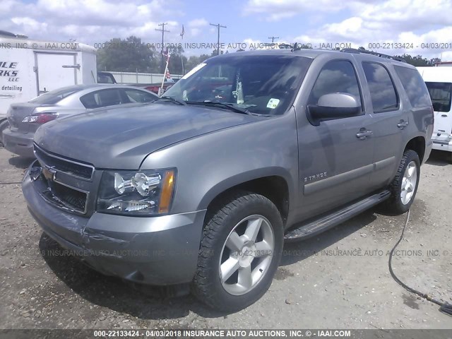 1GNFC13J67R374492 - 2007 CHEVROLET TAHOE C1500 GRAY photo 2