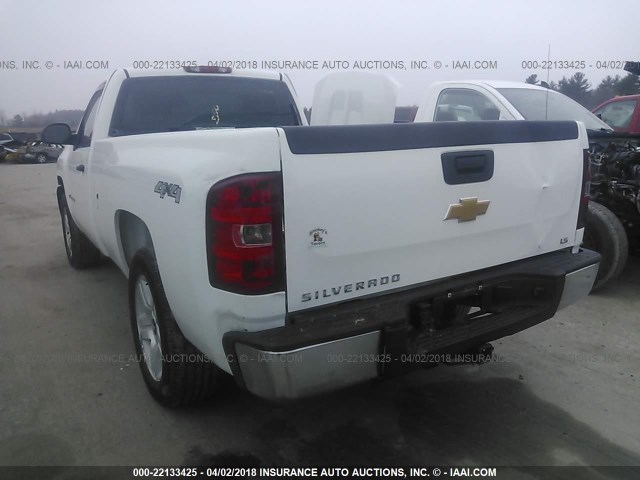 1GCEK14C07E543999 - 2007 CHEVROLET SILVERADO K1500 WHITE photo 3