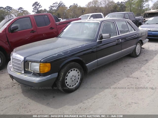 WDBCA35D8JA370002 - 1988 MERCEDES-BENZ 420 SEL BLUE photo 2