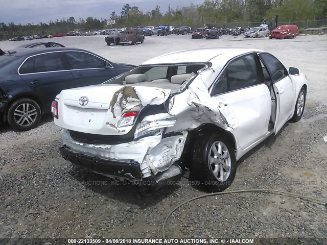 4T4BF3EK2BR162020 - 2011 TOYOTA CAMRY SE/LE/XLE WHITE photo 6