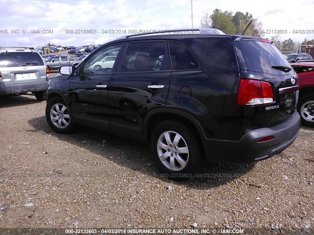 5XYKT4A2XDG370444 - 2013 KIA SORENTO LX BLACK photo 3