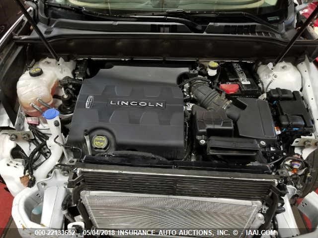 2LMPJ6LR6HBL31023 - 2017 LINCOLN MKX RESERVE Սպիտակ լուսանկար 10