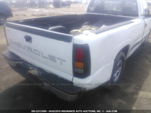 1GCEC14W32Z250106 - 2002 CHEVROLET SILVERADO C1500 WHITE photo 8