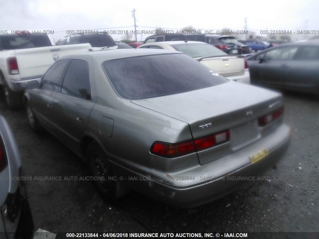 4T1BG22K0XU538033 - 1999 TOYOTA CAMRY CE/LE/XLE 灰色 照片 3