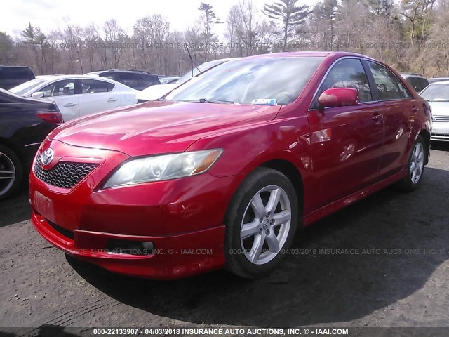 4T1BE46K97U074610 - 2007 TOYOTA CAMRY NEW GENERAT CE/LE/XLE/SE RED photo 2