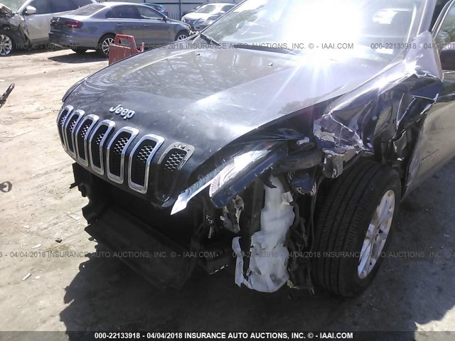 1C4PJLCB1EW172407 - 2014 JEEP CHEROKEE LATITUDE BLACK photo 6