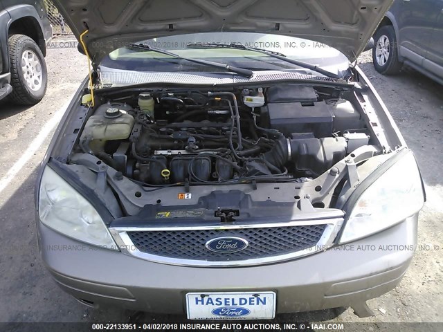 1FAFP34N25W284514 - 2005 FORD FOCUS ZX4 GRAY photo 10