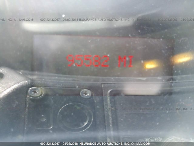 2G2WP552871171563 - 2007 PONTIAC GRAND PRIX ვერცხლისფერი ფოტო 7