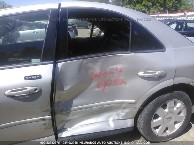 1LNHM86S05Y641104 - 2005 LINCOLN LS GRAY photo 6