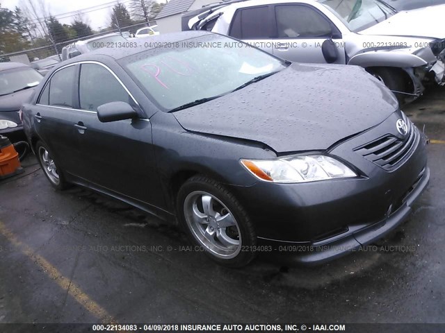 JTNBE46KX73088005 - 2007 TOYOTA CAMRY NEW GENERAT CE/LE/XLE/SE GRAY photo 1