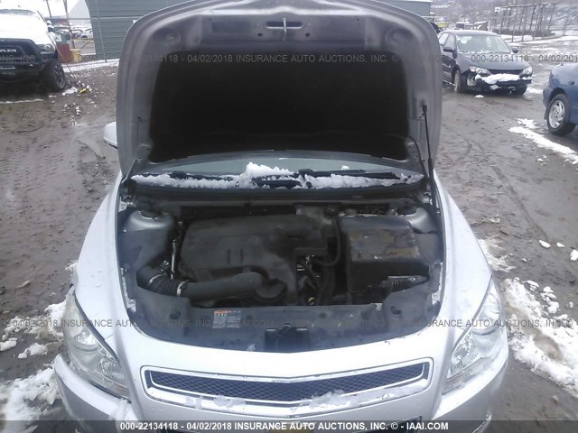 1G1ZC5E03CF338152 - 2012 CHEVROLET MALIBU 1LT SILVER photo 10