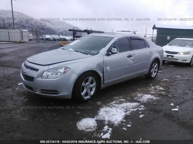 1G1ZC5E03CF338152 - 2012 CHEVROLET MALIBU 1LT SILVER photo 2