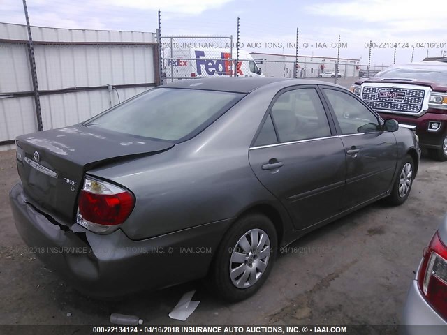 4T1BE32K65U583583 - 2005 TOYOTA CAMRY LE/XLE/SE GRAY photo 4