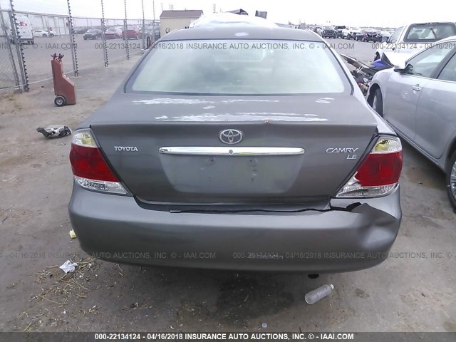 4T1BE32K65U583583 - 2005 TOYOTA CAMRY LE/XLE/SE GRAY photo 6