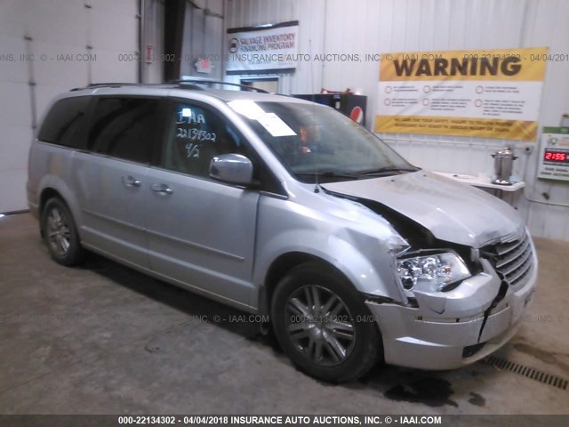 2A8HR64X08R746834 - 2008 CHRYSLER TOWN & COUNTRY LIMITED SILVER photo 1