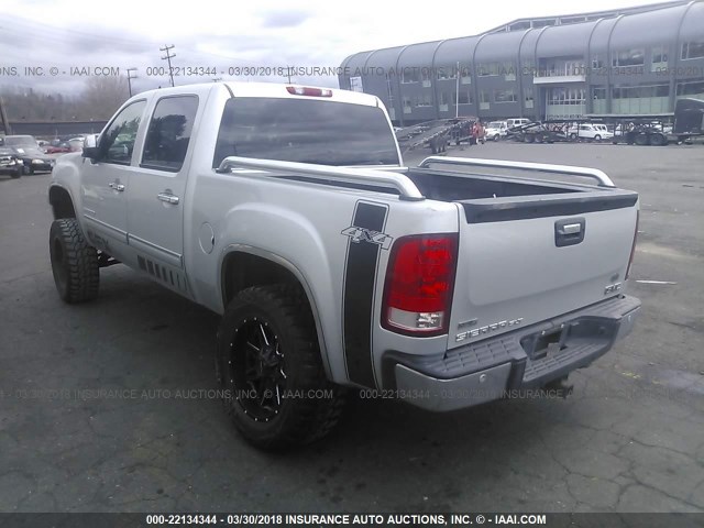 3GTRKWE34AG156949 - 2010 GMC SIERRA K1500 SLT SILVER photo 3