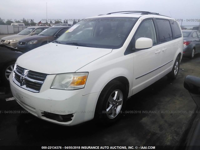 2D4RN5D17AR408627 - 2010 DODGE GRAND CARAVAN SXT WHITE photo 2