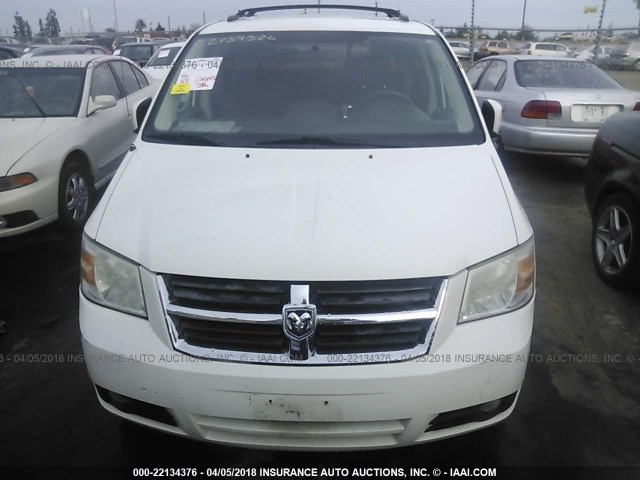 2D4RN5D17AR408627 - 2010 DODGE GRAND CARAVAN SXT WHITE photo 6