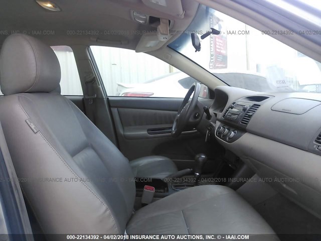 4T1BE30K26U706686 - 2006 TOYOTA CAMRY LE/XLE/SE TAN photo 5