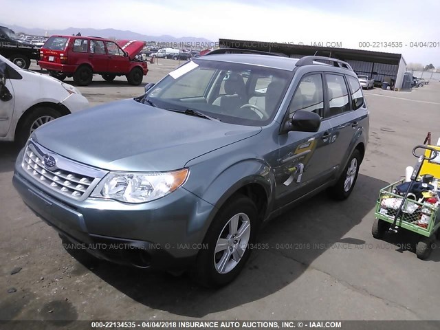 JF2SHABC7DG423459 - 2013 SUBARU FORESTER 2.5X Light Blue photo 2