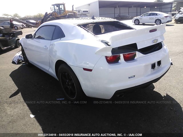 2G1FA1E31D9161235 - 2013 CHEVROLET CAMARO LS WHITE photo 3