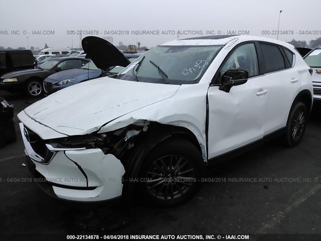 JM3KFACLXH0137520 - 2017 MAZDA CX-5 TOURING WHITE photo 2