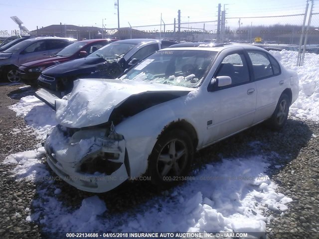 JN1CA21D0XT816757 - 1999 NISSAN MAXIMA GLE/GXE/SE WHITE photo 2