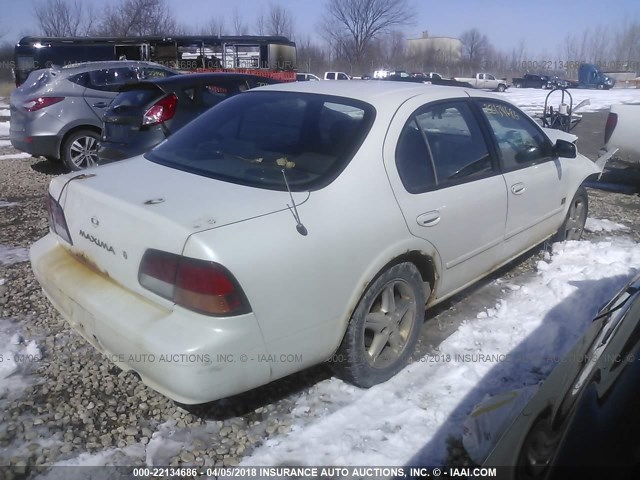 JN1CA21D0XT816757 - 1999 NISSAN MAXIMA GLE/GXE/SE WHITE photo 4