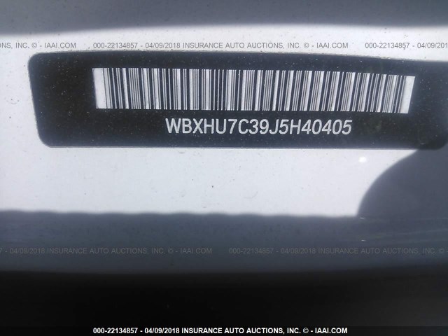 WBXHU7C39J5H40405 - 2018 BMW X1 SDRIVE28I Blanc photo 9