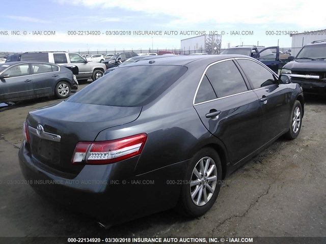 4T1BF3EK7AU047227 - 2010 TOYOTA CAMRY SE/LE/XLE GRAY photo 4