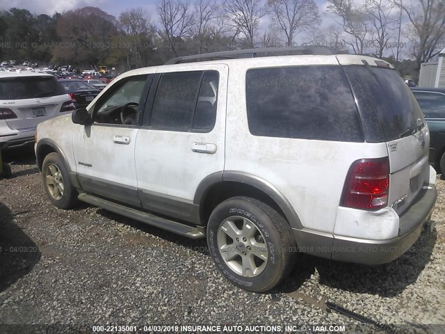 1FMDU64K24ZA66647 - 2004 FORD EXPLORER EDDIE BAUER WHITE photo 3