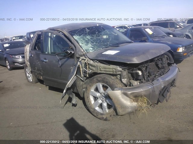 1N6AA07D98N332587 - 2008 NISSAN TITAN XE/SE/LE GOLD photo 1