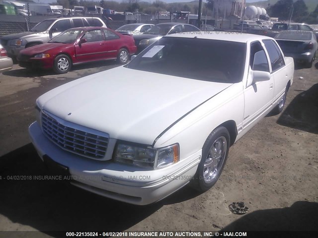 1G6KD54YXXU747508 - 1999 CADILLAC DEVILLE WHITE photo 2