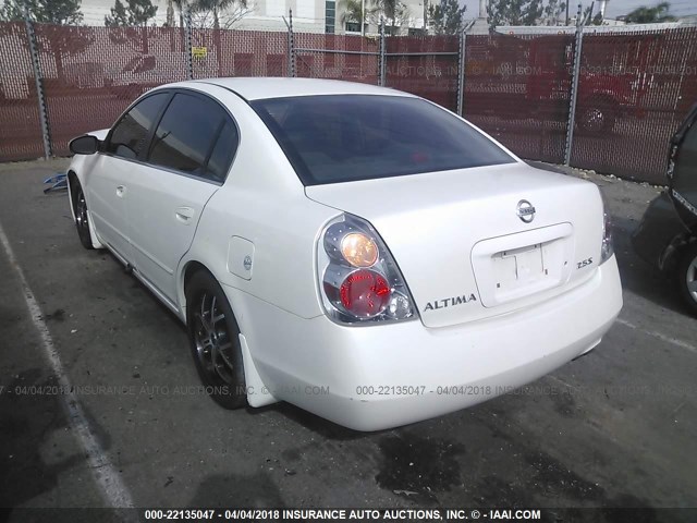 1N4AL11D24C138880 - 2004 NISSAN ALTIMA S/SL WHITE photo 3