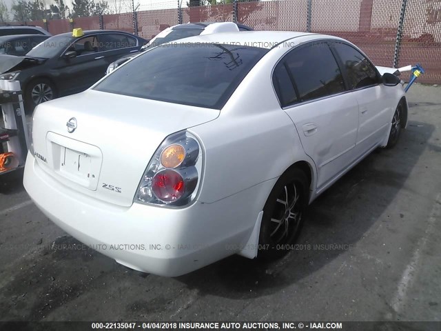 1N4AL11D24C138880 - 2004 NISSAN ALTIMA S/SL WHITE photo 4