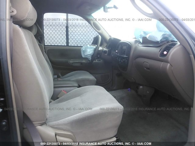 5TBRN34192S250956 - 2002 TOYOTA TUNDRA ACCESS CAB SR5 BLACK photo 5
