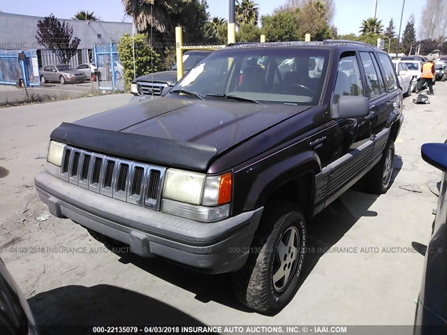 1J4GZ58YXRC139540 - 1994 JEEP GRAND CHEROKEE LAREDO MAROON photo 2