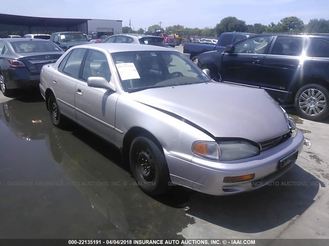 4T1BG12K8TU722267 - 1996 TOYOTA CAMRY DX/LE/XLE Champagne photo 1