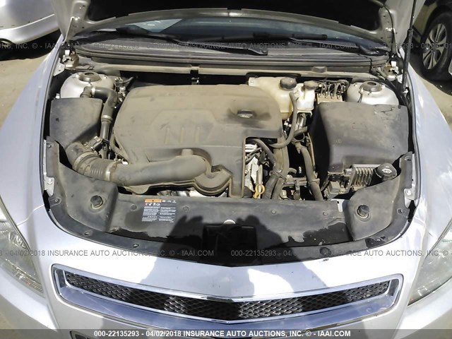 1G1ZC5E00CF392329 - 2012 CHEVROLET MALIBU 1LT SILVER photo 10