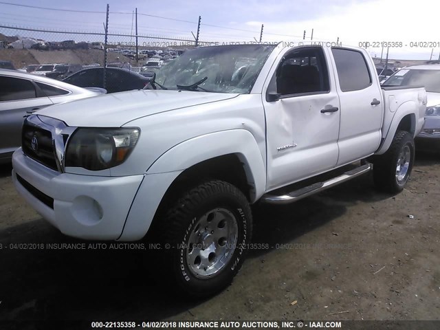 5TEJU62N28Z478856 - 2008 TOYOTA TACOMA DOUBLE CAB PRERUNNER WHITE photo 2